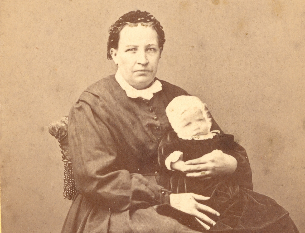 Sonen Claes Erik som baby 1867